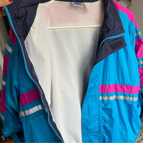 Vintage ASICS MFT windbreaker - Picture 4 of 7